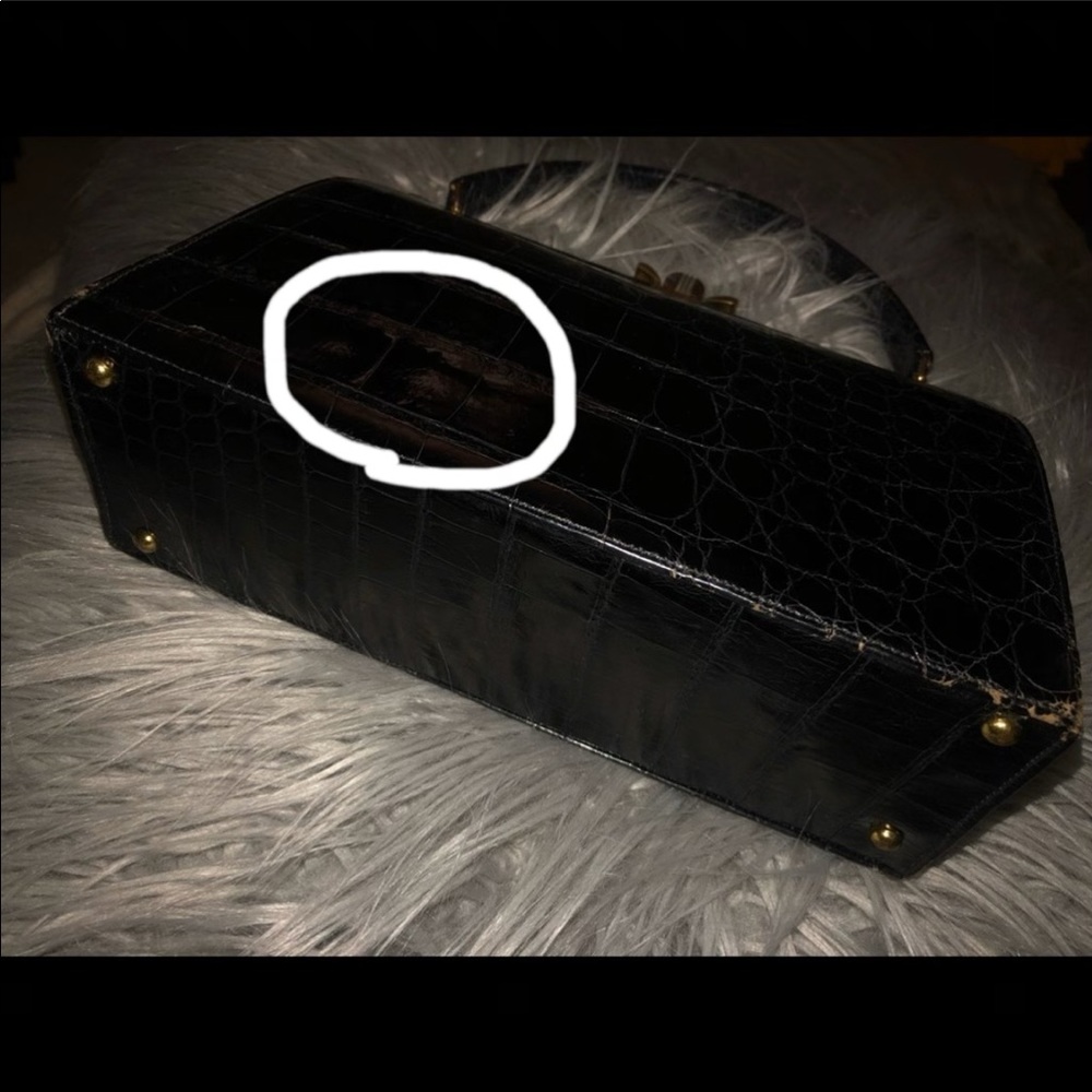 . - Picture 2 of 2